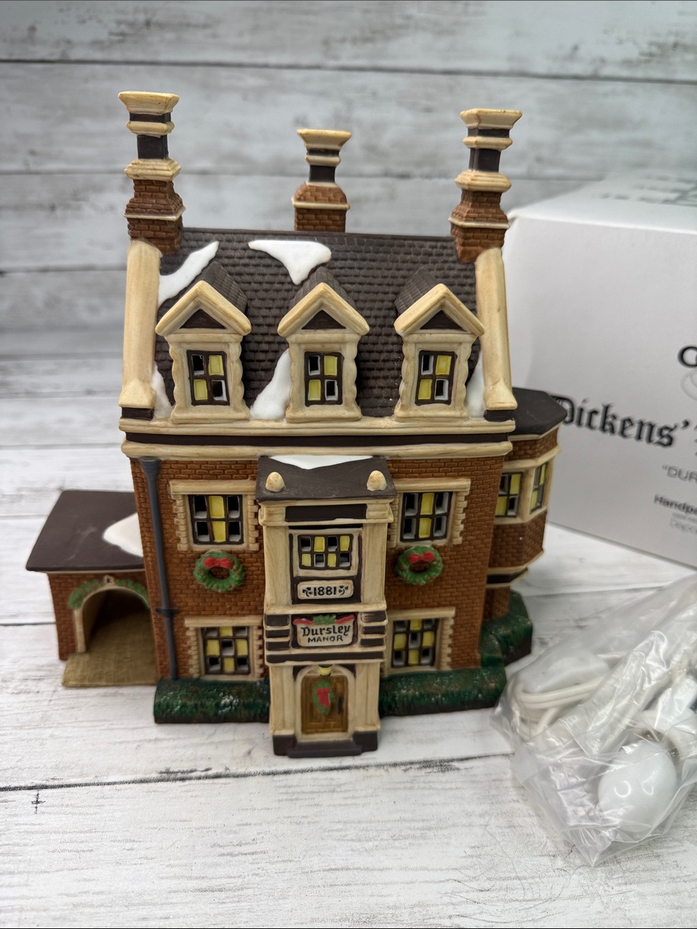 Dept 56 Dursley Manor Dickens’ Christmas Village with light and box